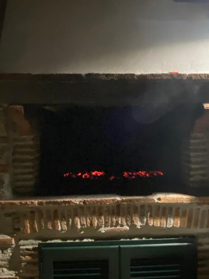 הוילה לוקה Casa Pietra Del Sole מראה חיצוני תמונה